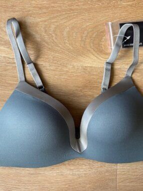 NEW UnderOutfit Satin Grace 3D Molded Bra, Size Small
